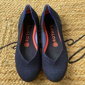 Navy Metallic Blue Rothy’s Flats